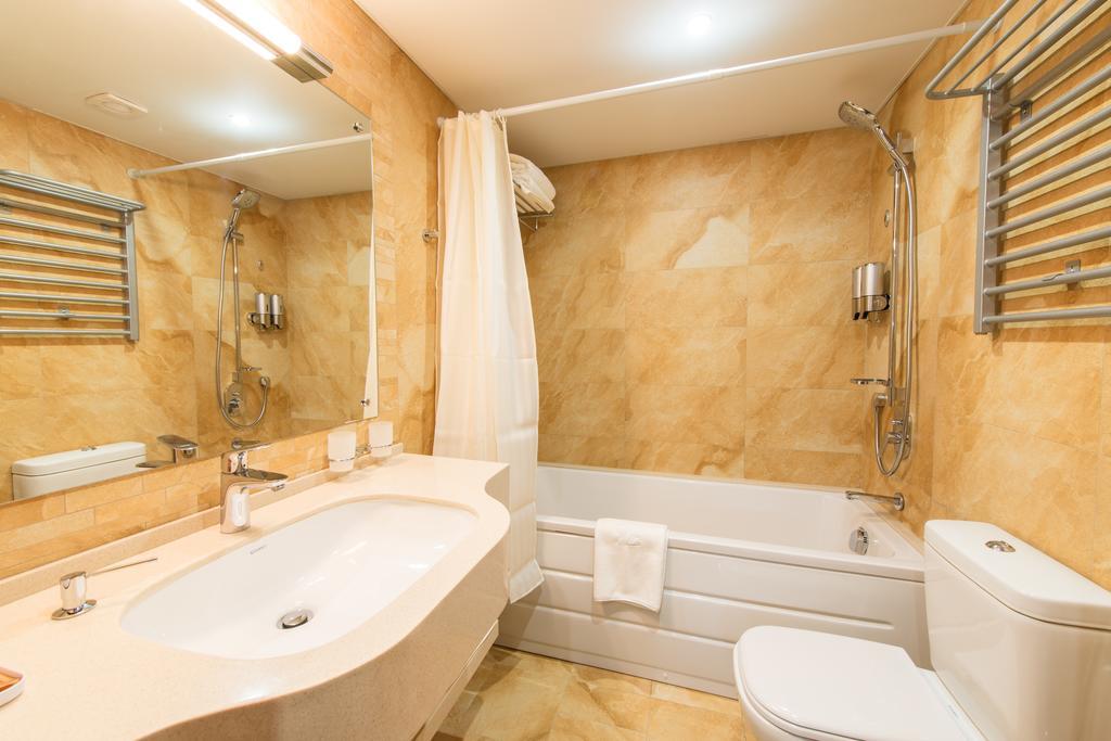 Apart Hotel 92/2 Karagandi Kültér fotó